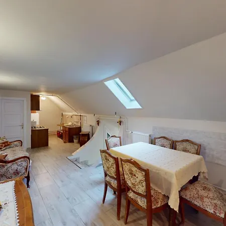 Herczeg Apartament *