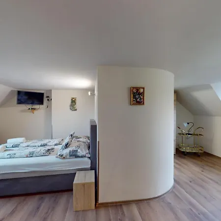 Herczeg Appartamento Miskolc