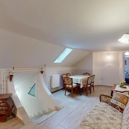 Herczeg Apartament *